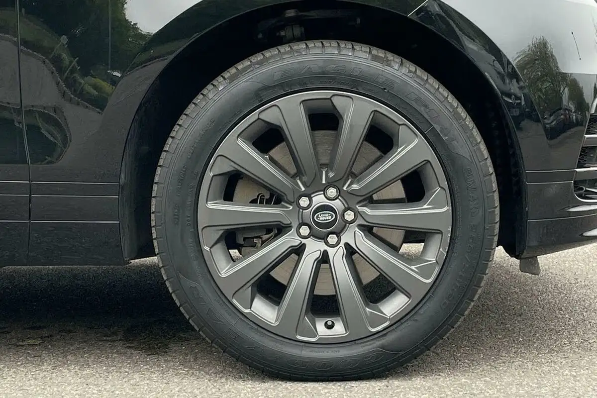 2023-land-rover-range-rover-velar-20-p400e-r-dynamic-se-big-14