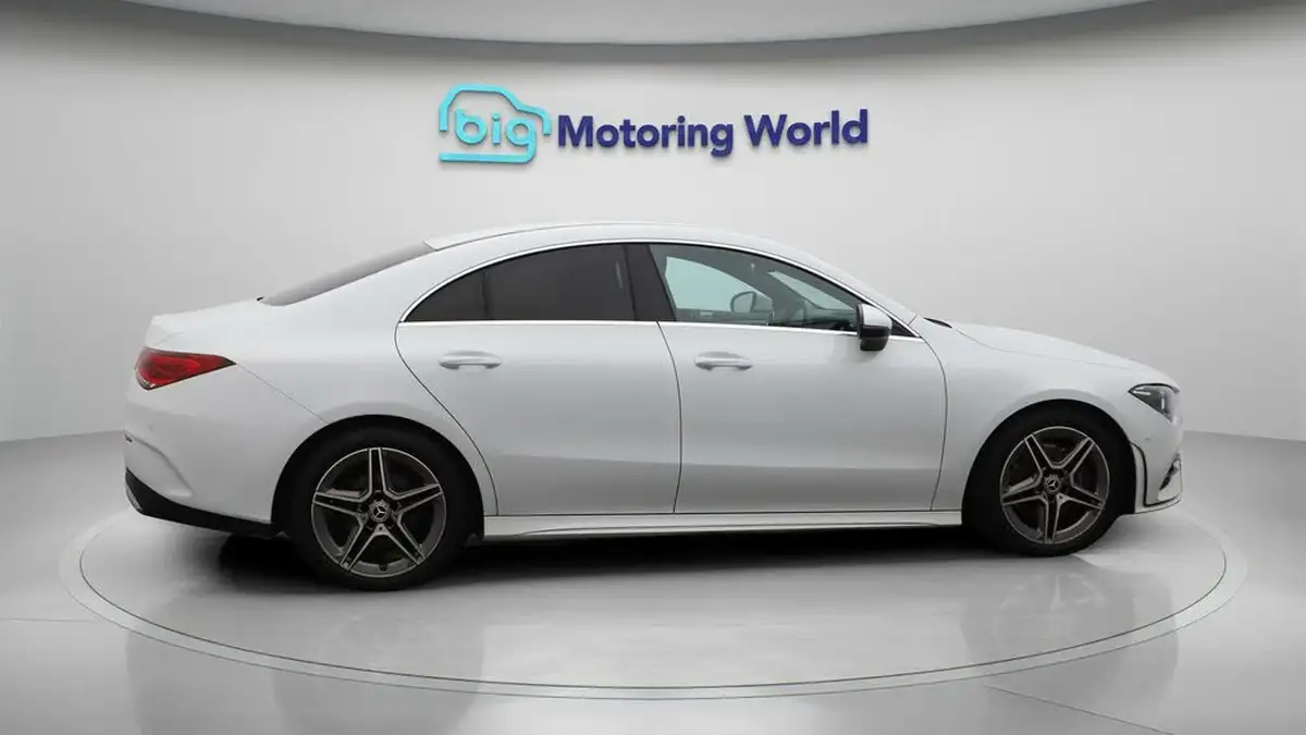 2022-mercedes-benz-cla-13-cla-200-amg-line-coupe-4d-big-8