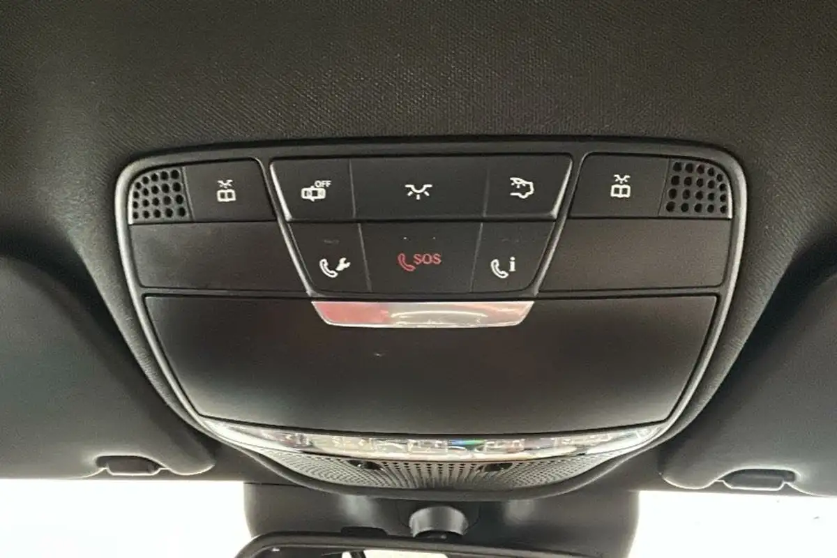 2015-mercedes-benz-c-class-21cdi-c220-amg-line-ss-estate-5d-big-22
