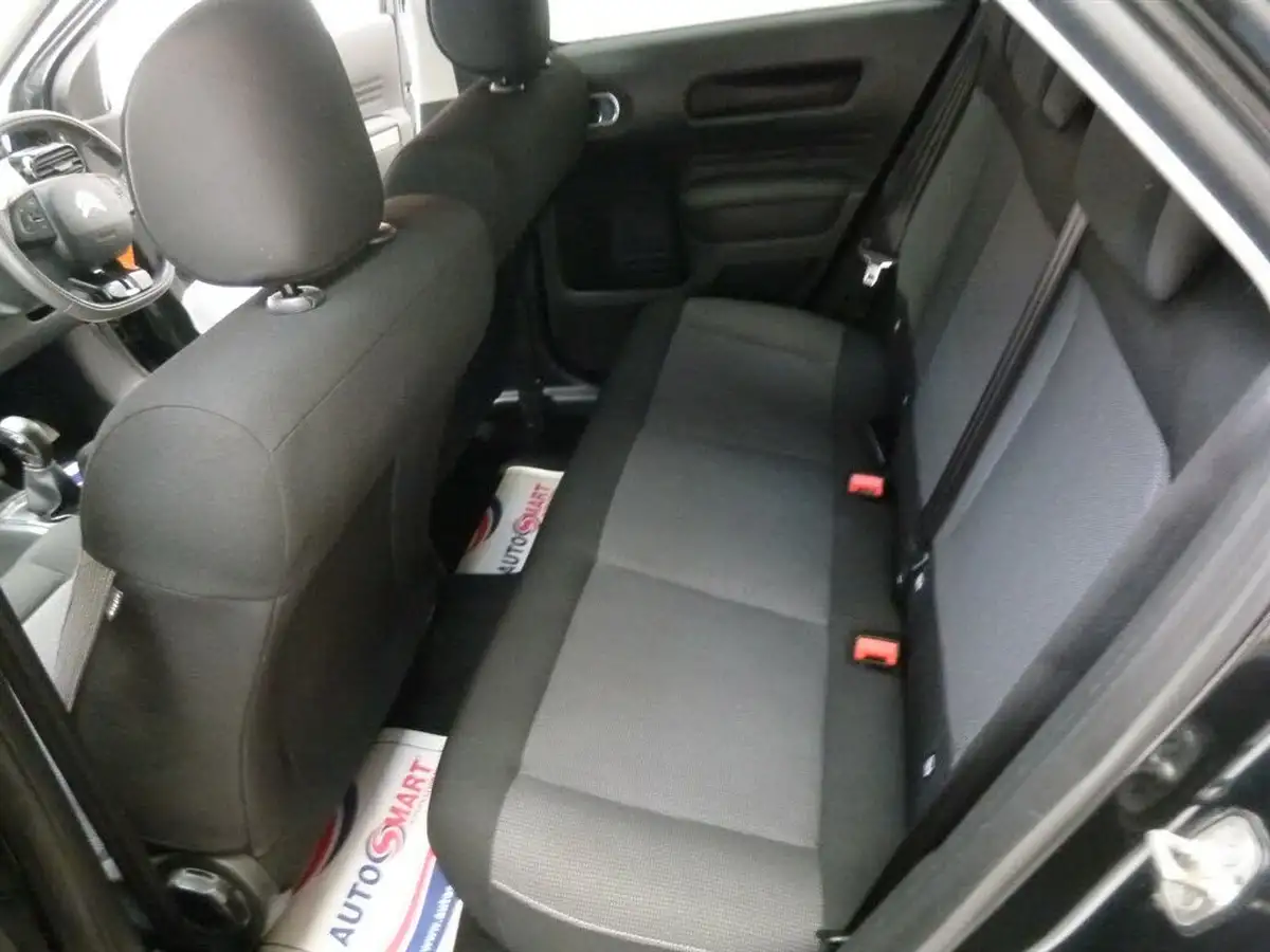 2014-citroen-c4-cactus-16bluehdi-flair-big-17