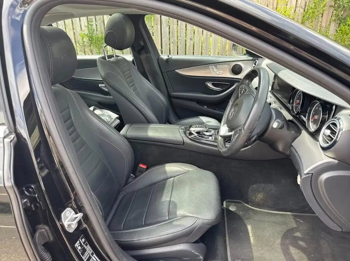 2017-mercedes-benz-e-class-20d-e220d-se-premiumss-saloon-4d-big-6
