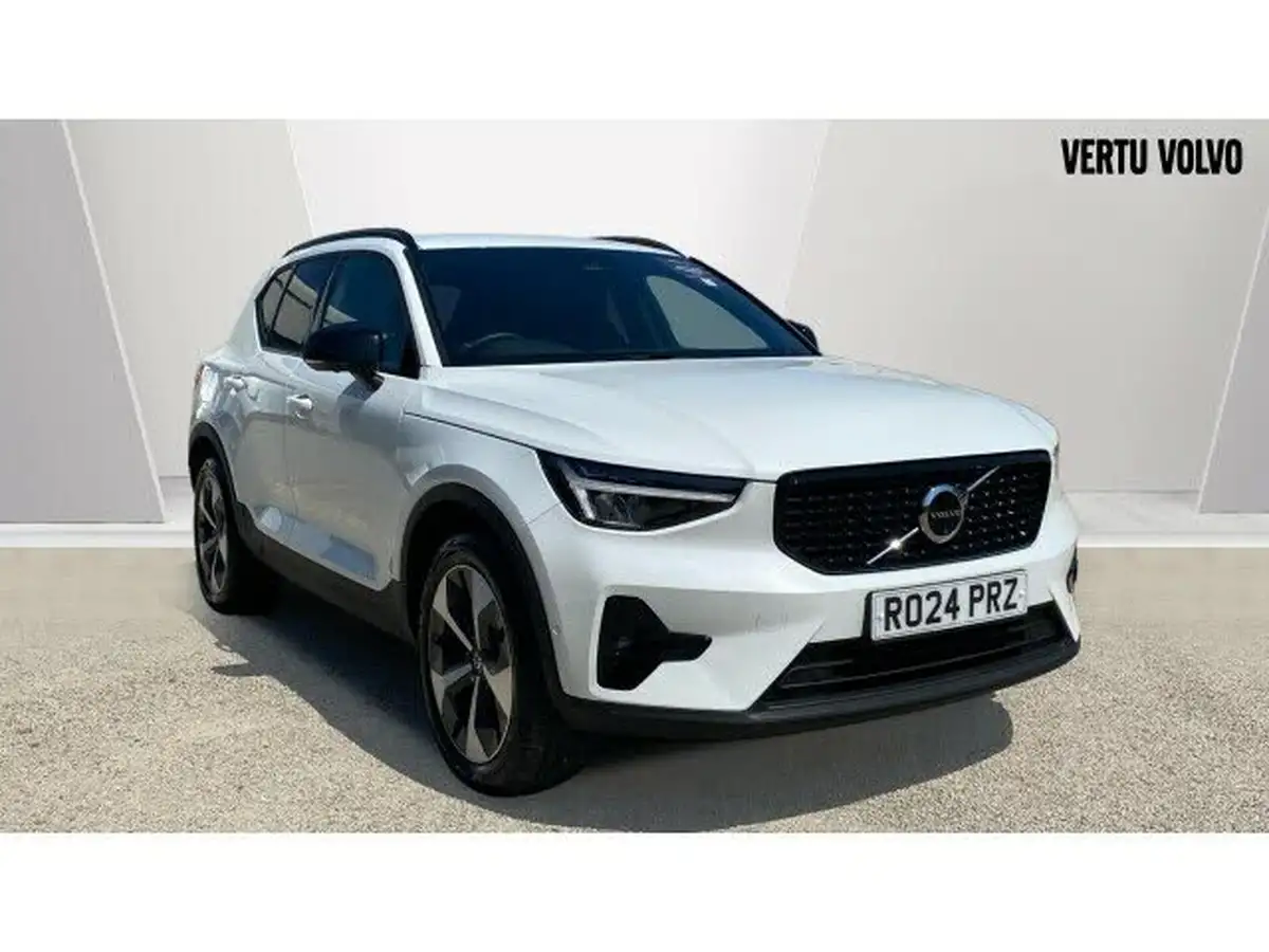 2024-volvo-xc40-20-b3-plus-big-0
