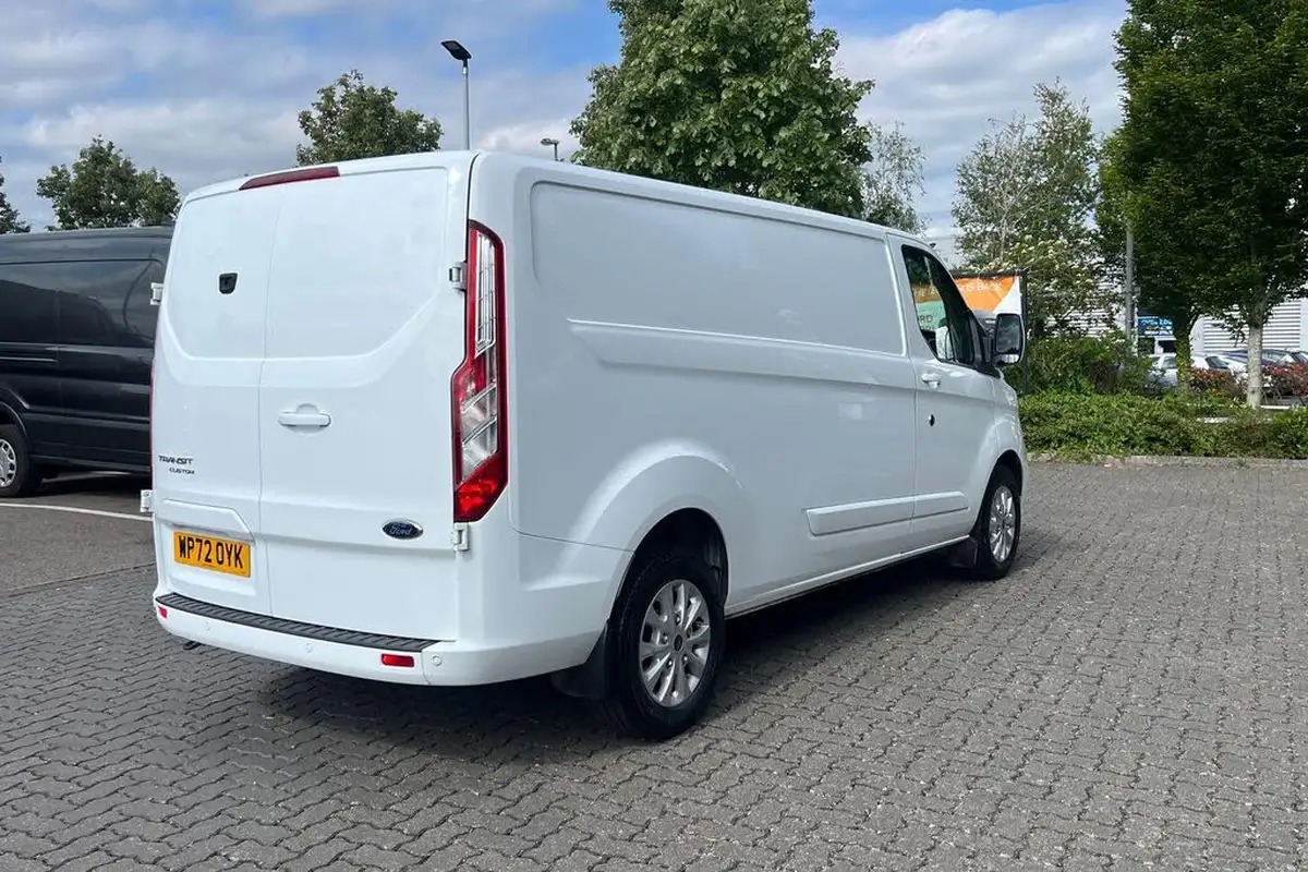 2022-ford-transit-custom-20tdci-340-l1h1-limited-170pseu6dt-auto-big-41