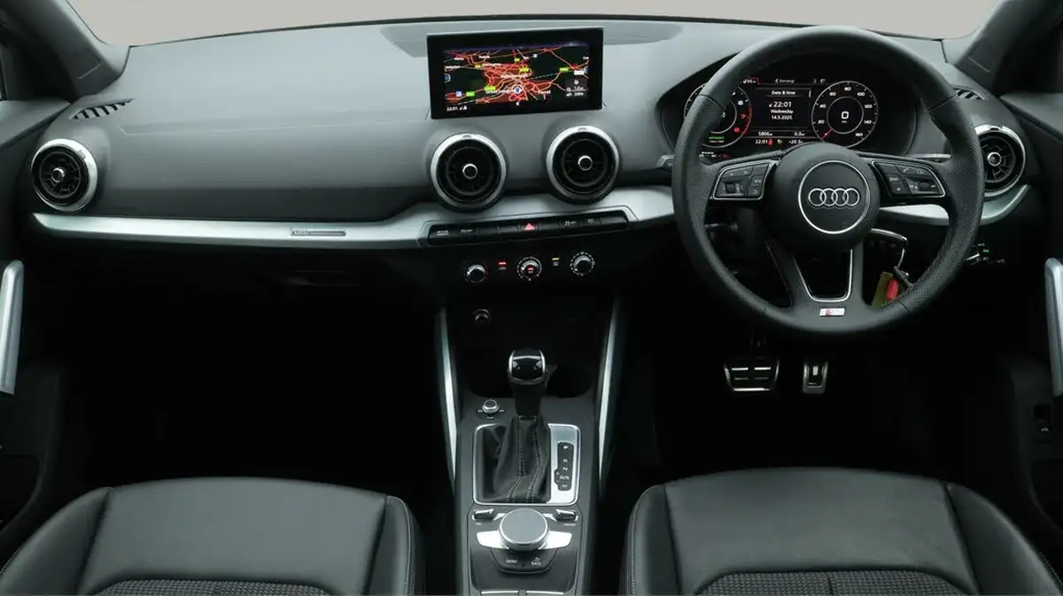 2023-audi-q2-15-35-tfsi-s-line-tronic-big-13