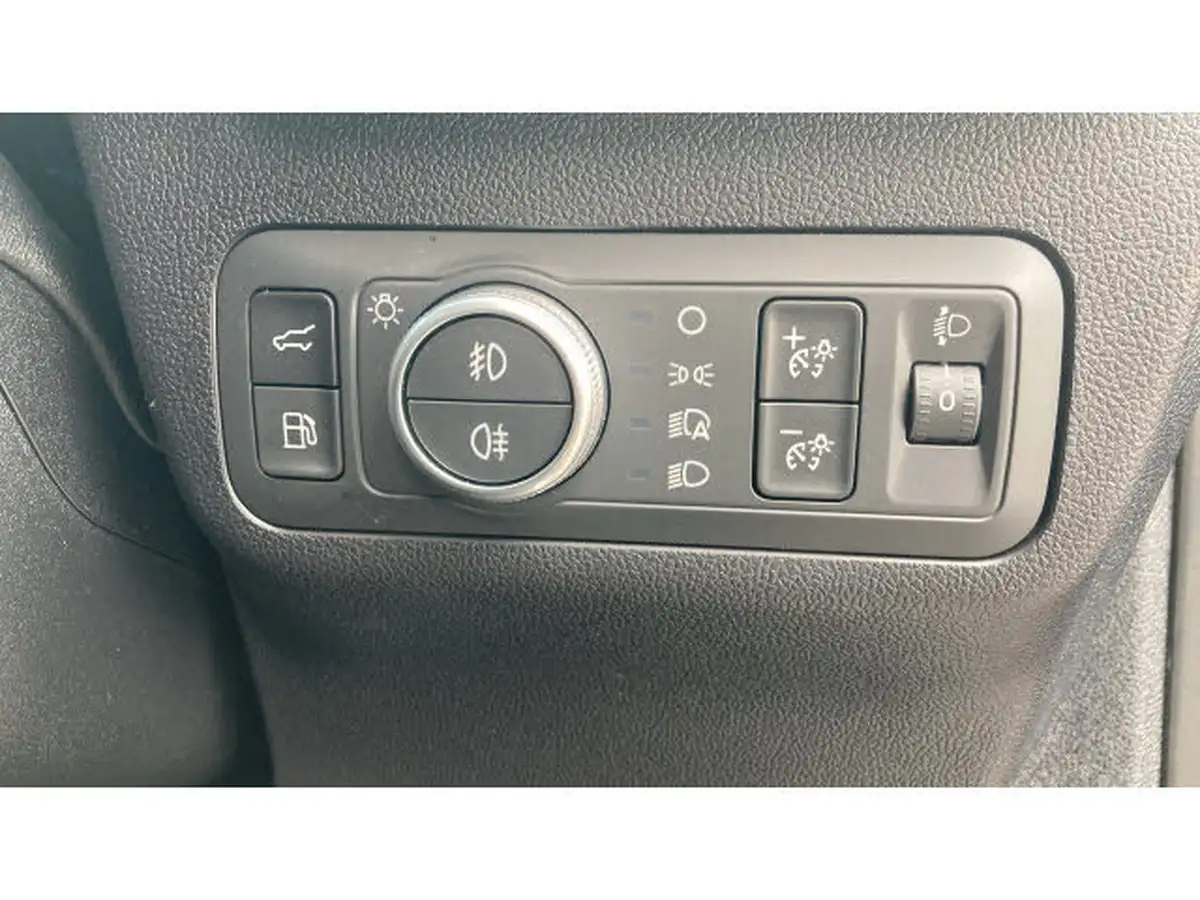 2022-ford-kuga-big-22