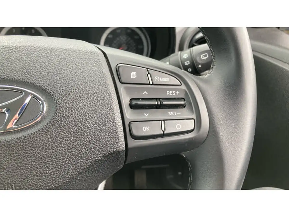 2021-hyundai-i10-12-se-connect-big-22