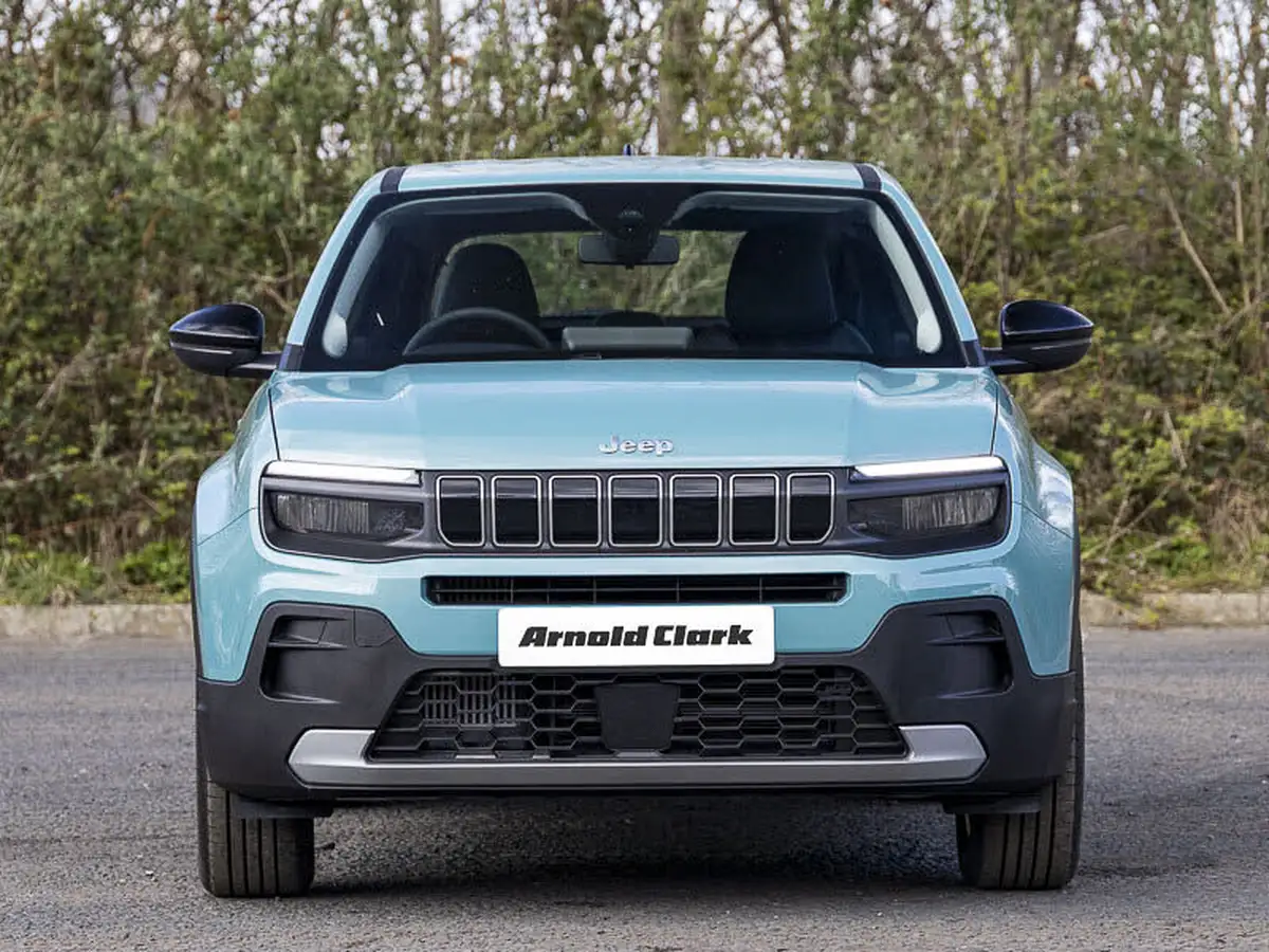 2025-jeep-avenger-12-gse-altitude-big-9