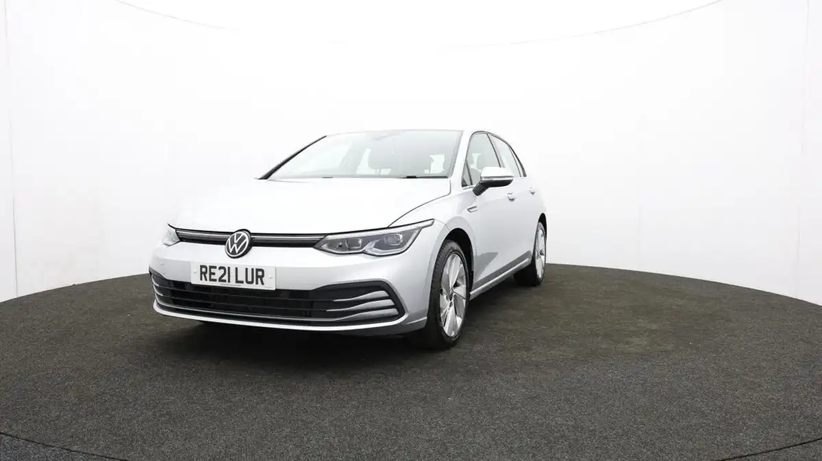 2021-volkswagen-golf-15-tsi-style-130ps-hatchback-big-59