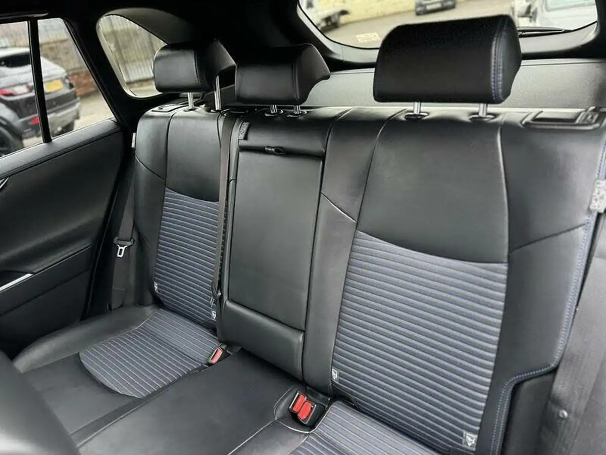 2019-toyota-rav4-25-vvt-i-dynamic-215bhp-big-13