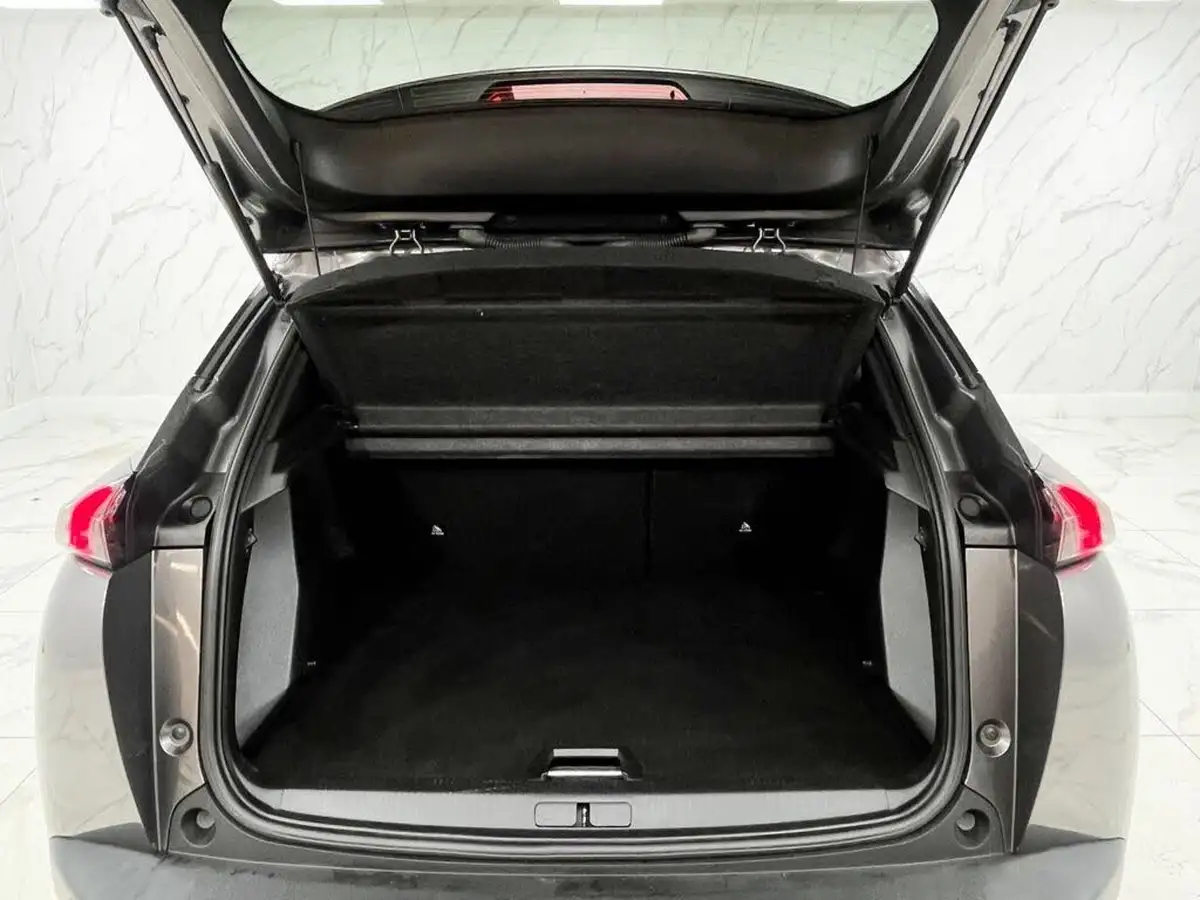 2020-peugeot-2008-suv-12-puretech-allure-premium-100bhp-big-32