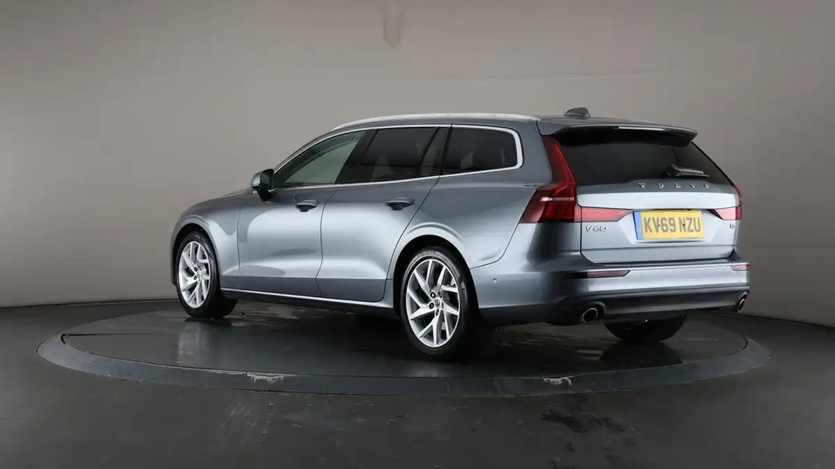 2019-volvo-v60-20-t5-momentum-plus-big-73