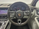 2018-porsche-macan-small-25