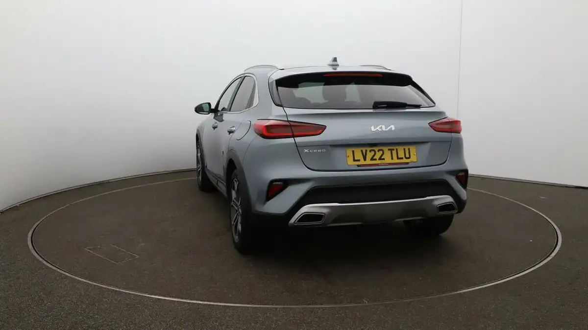 2022-kia-xceed-15-t-gdi-3-big-51