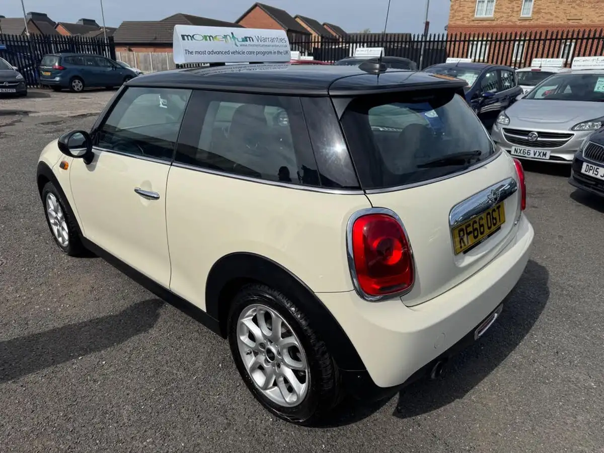 2017-mini-cooper-15-cooper-ss-hatchback-3d-big-2