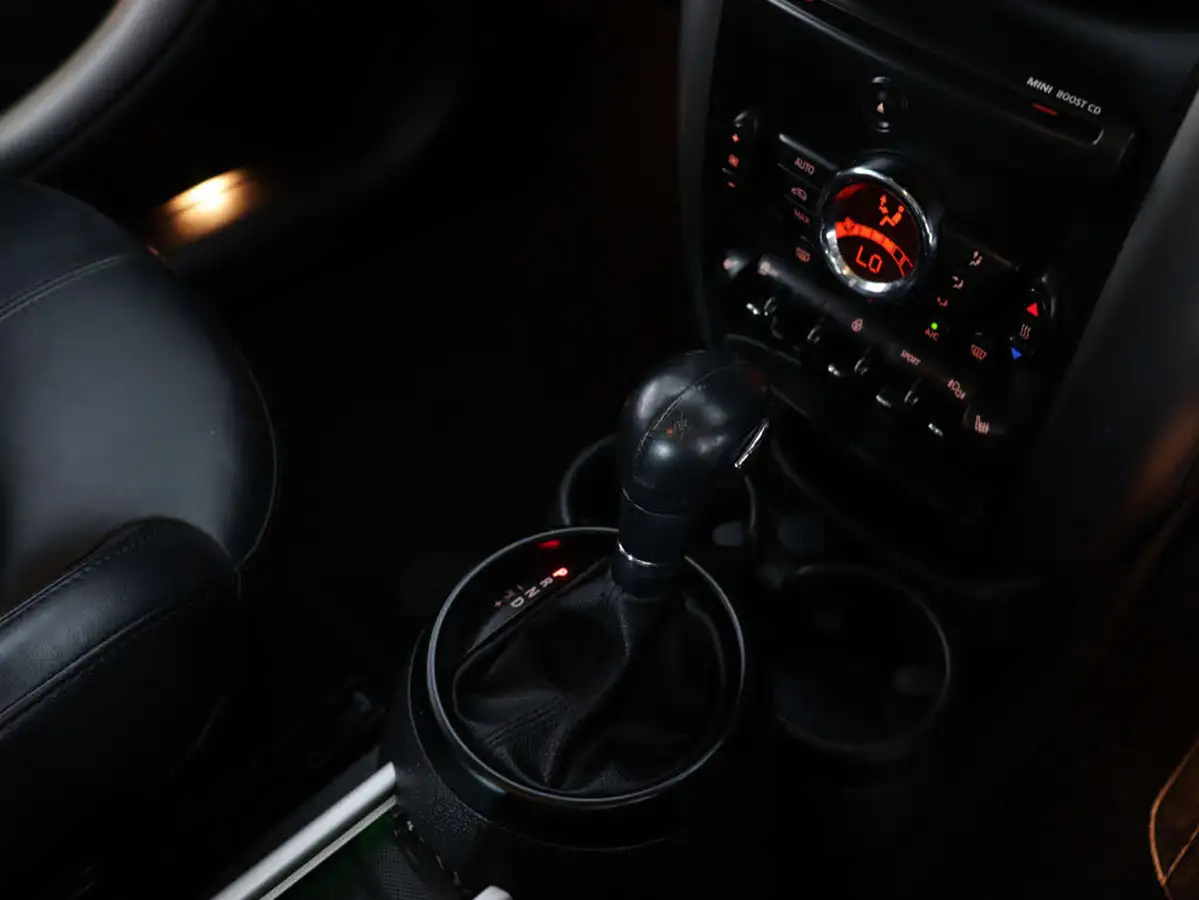 2014-mini-countryman-20td-cooper-d-all4-chili-big-23