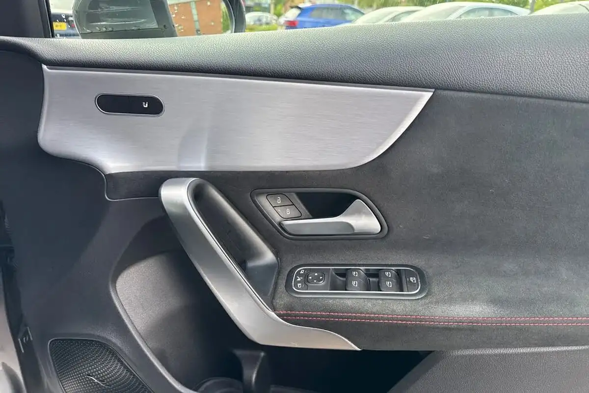 2019-mercedes-benz-a-class-13-a200-amg-line-premium-hatchback-5d-7g-dct-big-20