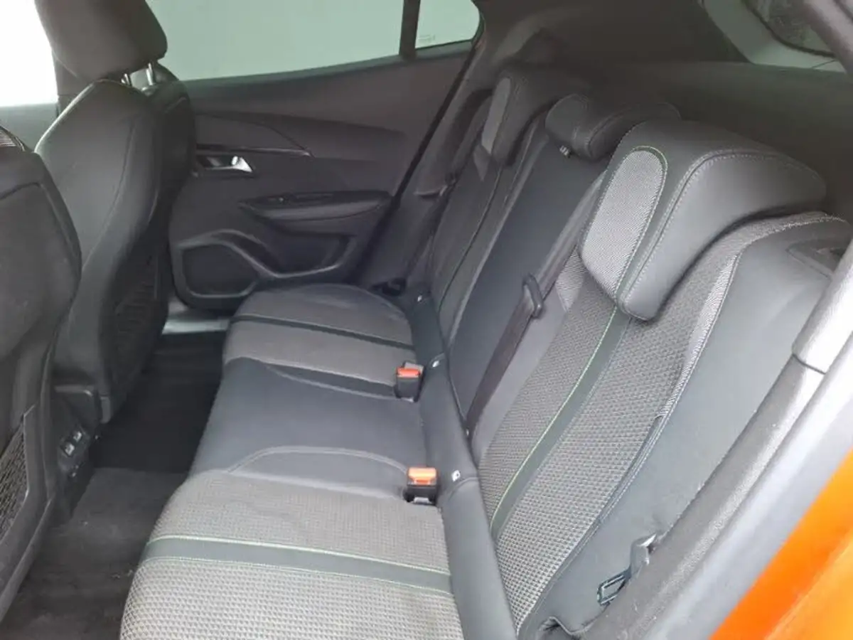 2020-peugeot-2008-suv-12-puretech-gt-line-big-5