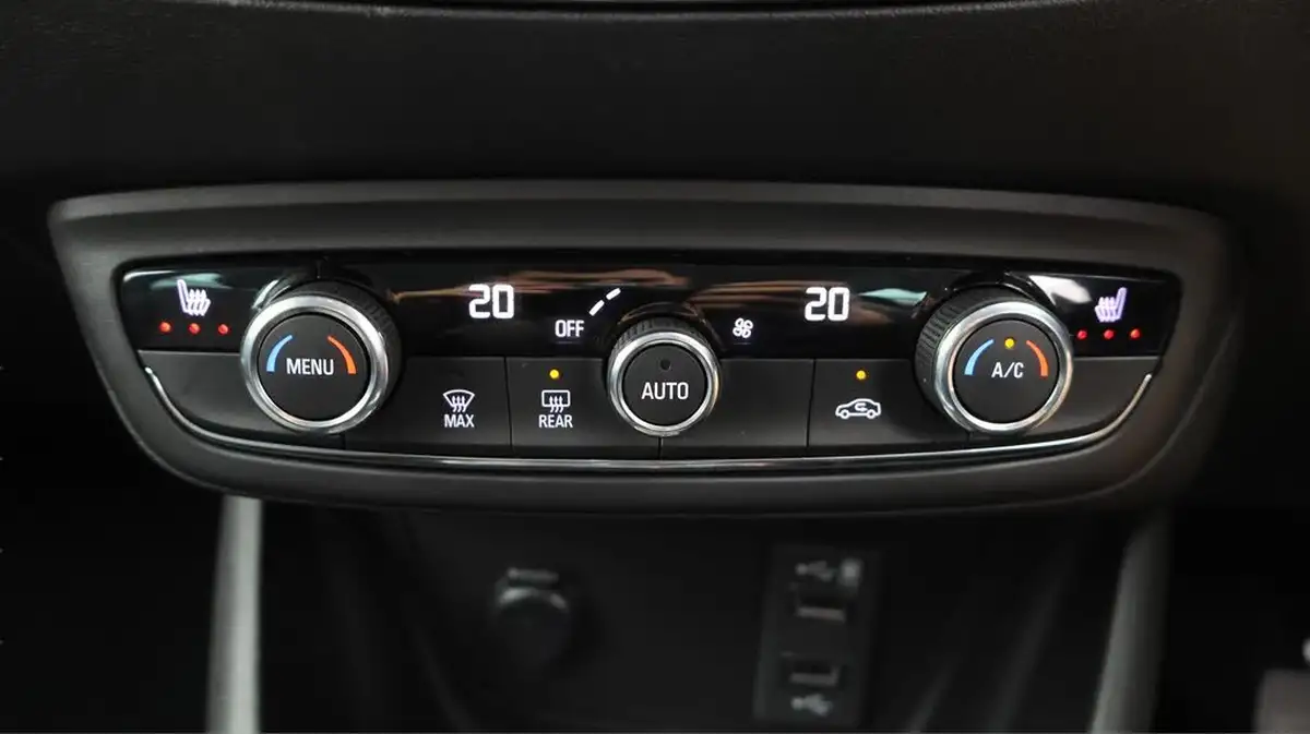 2022-vauxhall-crossland-12-elite-edition-130ps-auto-big-12