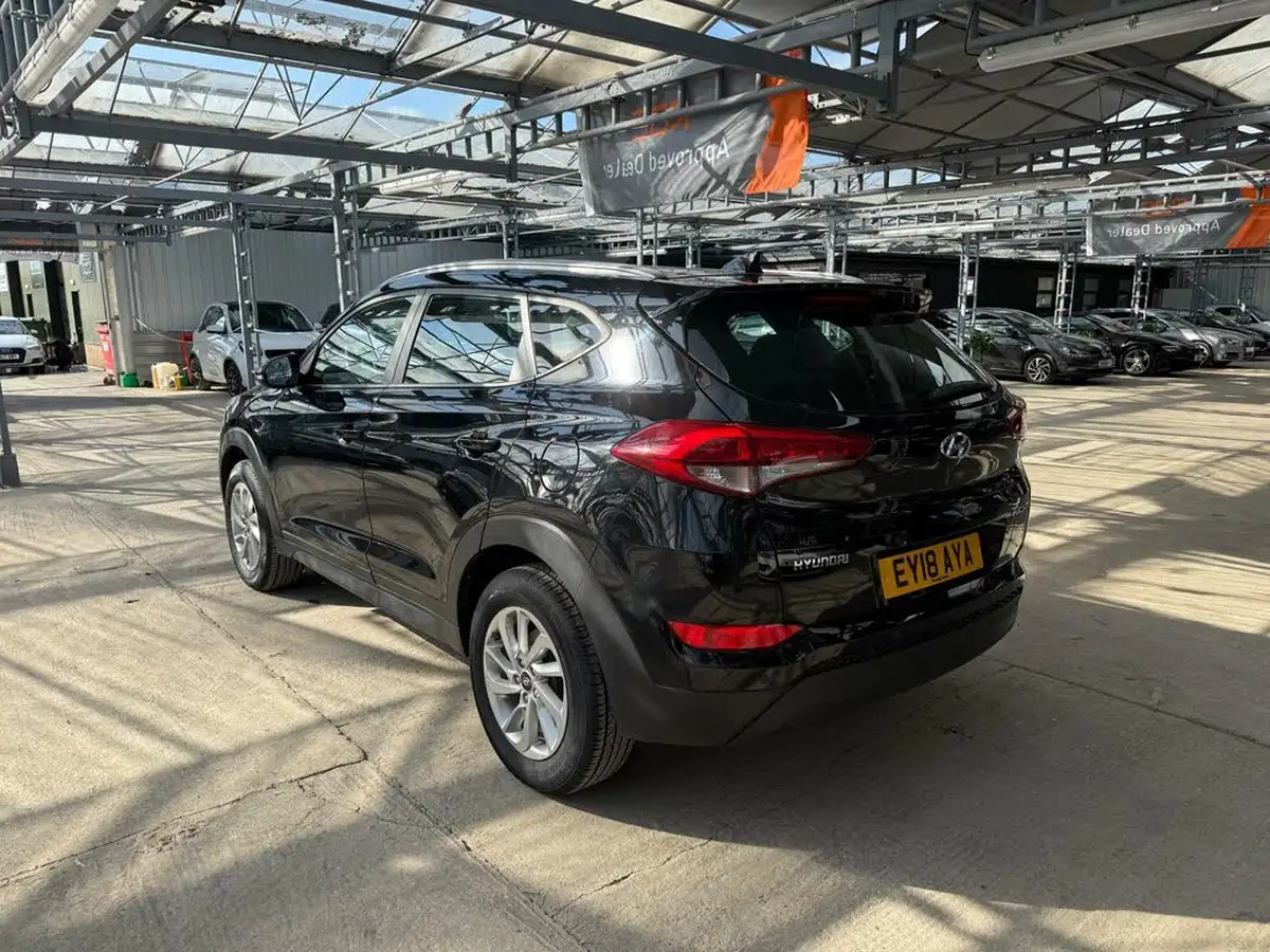 2018-hyundai-tucson-16-gdi-blue-drive-se-nav-big-10