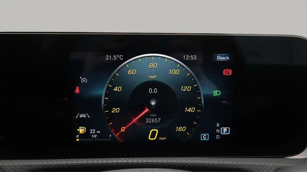 2022-mercedes-benz-a-class-13-a180-amg-line-executive-edition-saloon-4d-7g-dct-big-10
