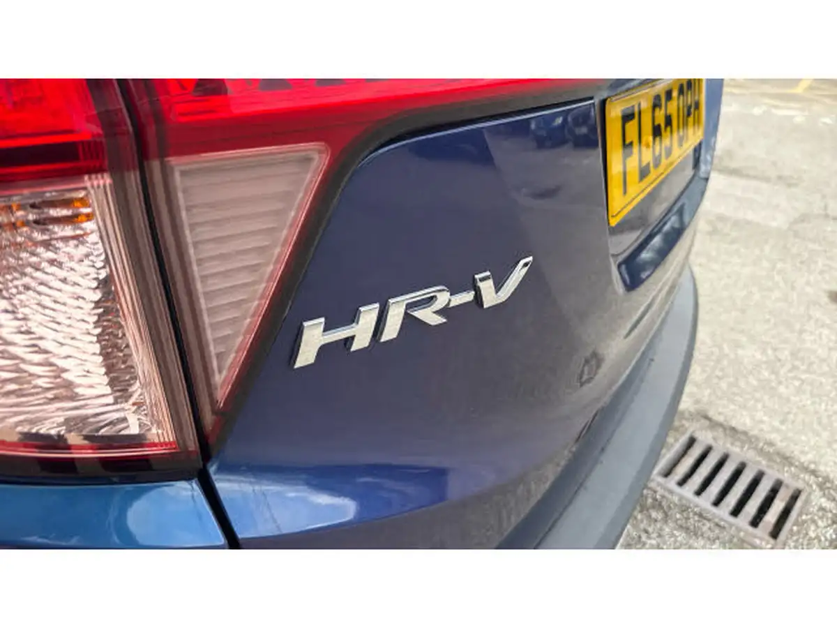 2015-honda-hr-v-16-i-dtec-se-navi-big-16