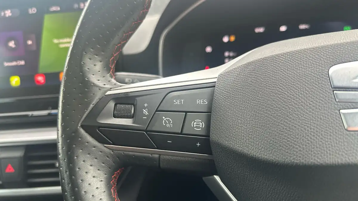 2021-seat-leon-14-e-hybrid-fr-sport-hatchback-big-25