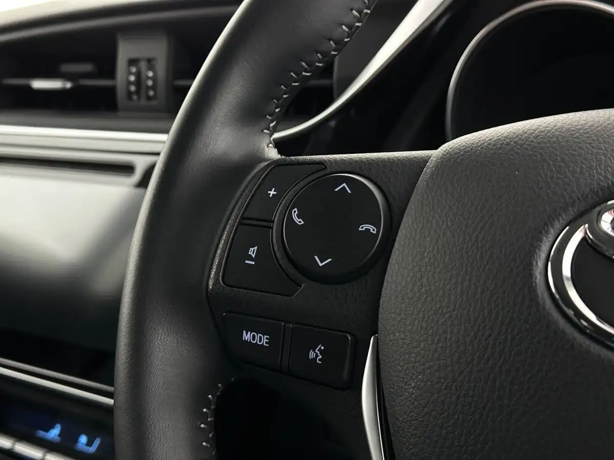 2018-toyota-auris-18-vvt-i-hsd-excel-hatchback-big-13