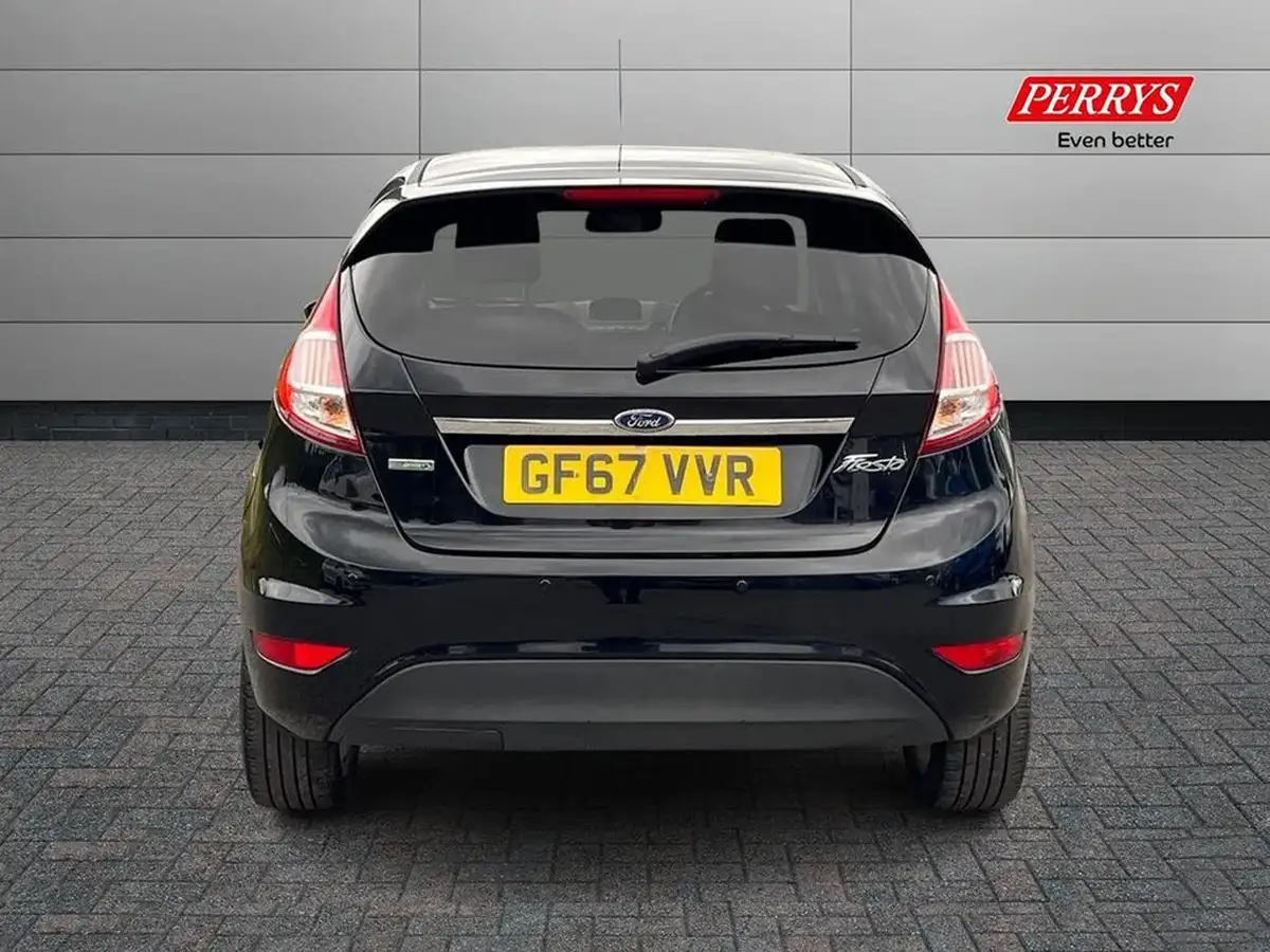 2017-ford-fiesta-10t-titanium-100ps-ecoboost-ss-5d-big-4