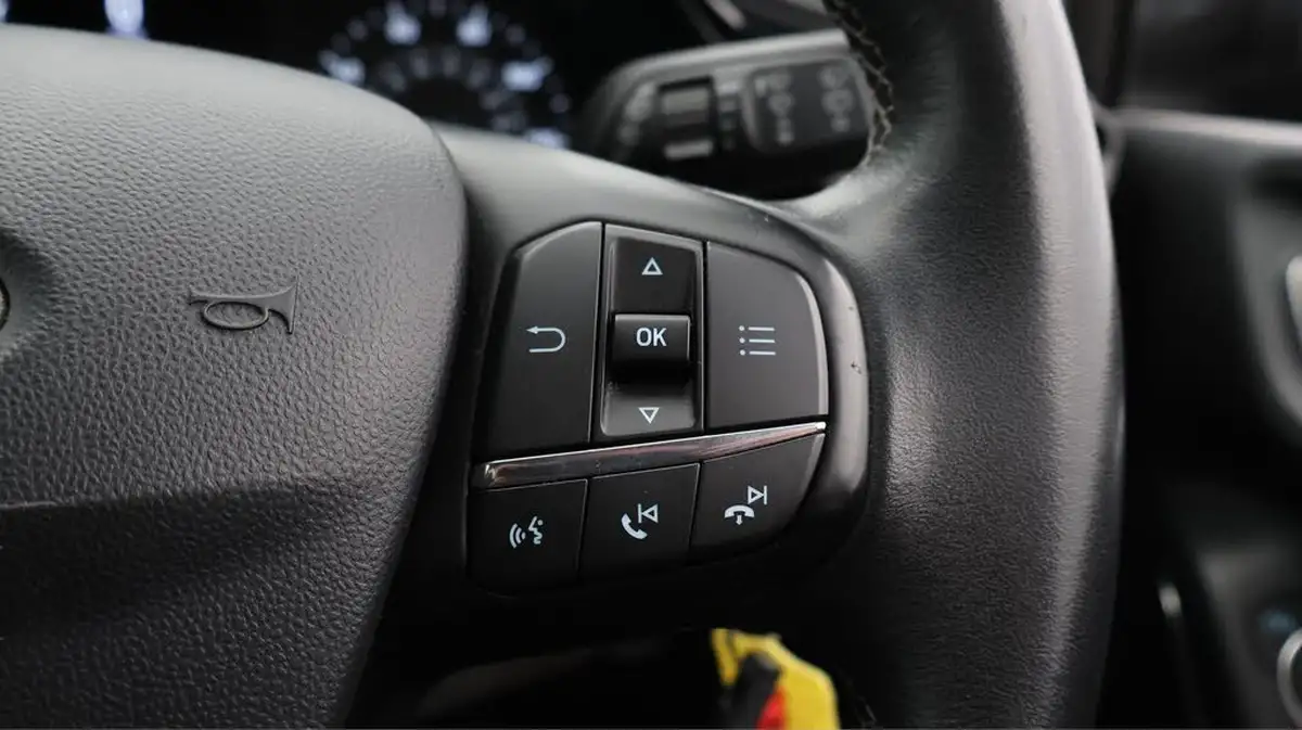 2019-ford-fiesta-10t-active-1-125ps-big-25