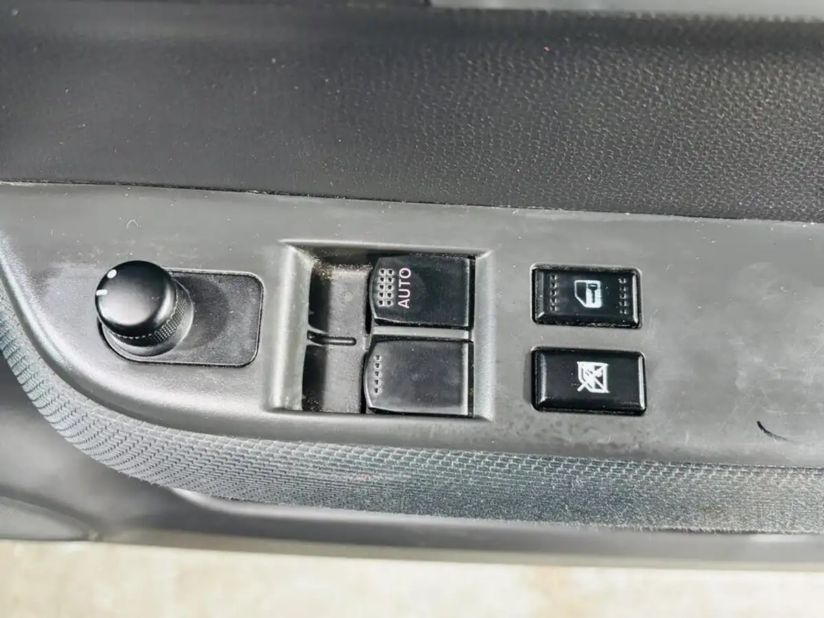 2007-suzuki-swift-15-glx-5d-auto-big-16