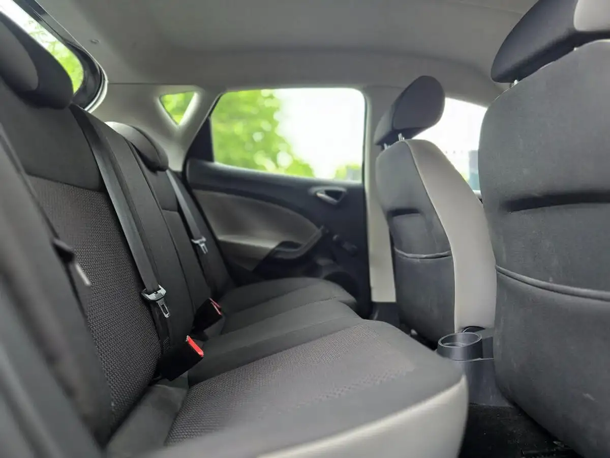 2016-seat-ibiza-12-tsi-se-technology-hatchback-5d-big-12