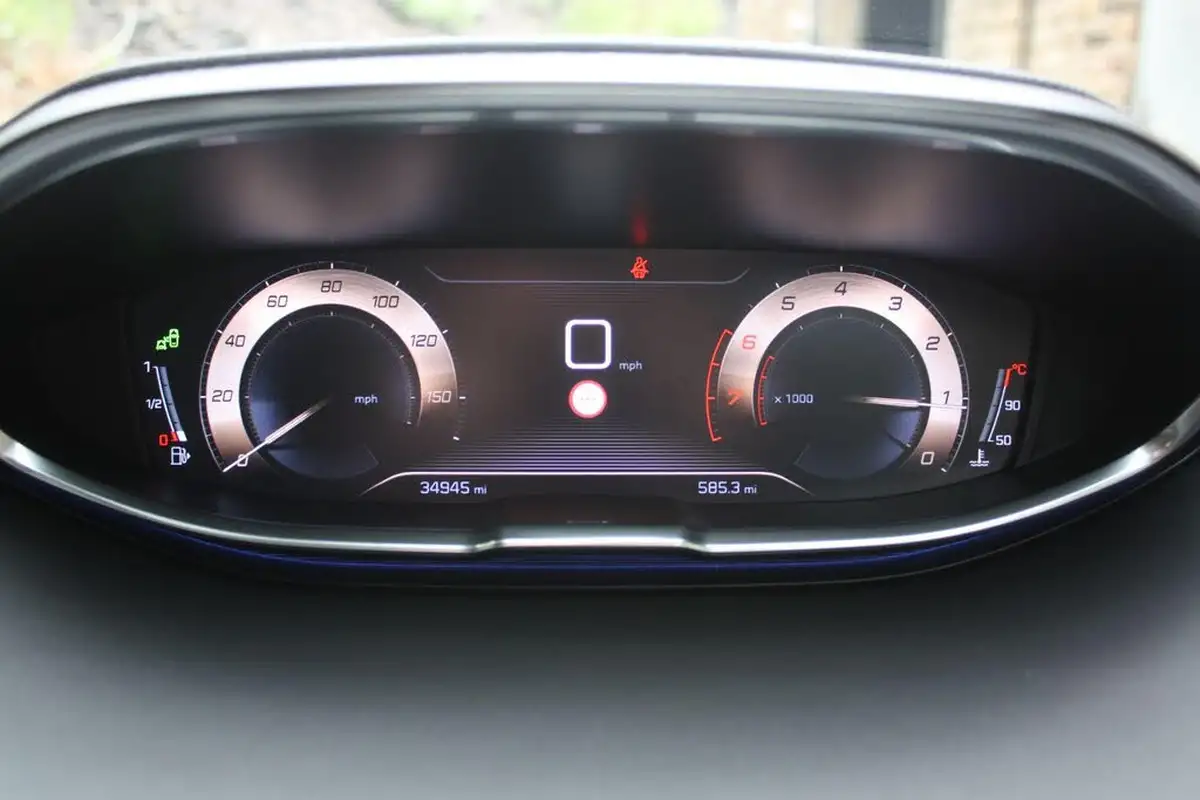 2019-peugeot-3008-suv-12-puretech-gt-line-big-14