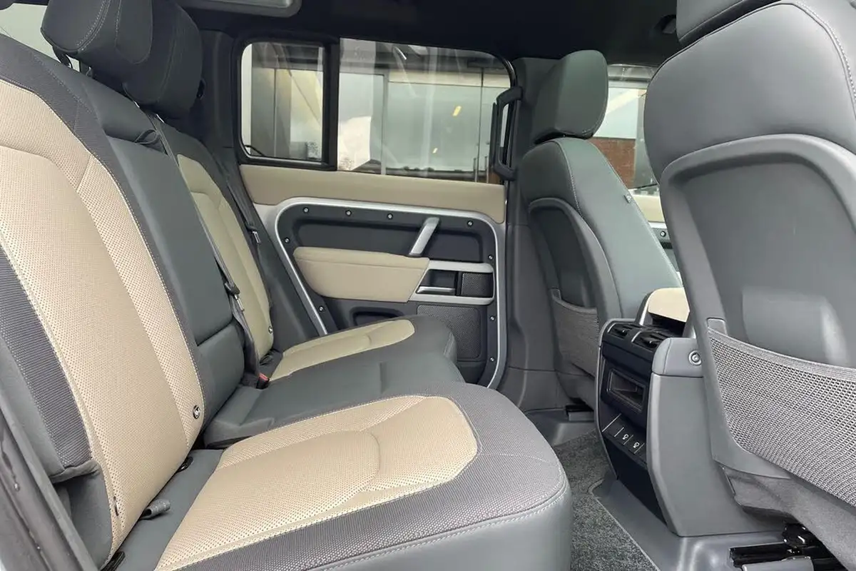 2022-land-rover-110-defender-30-d250-x-dynamic-se-big-19