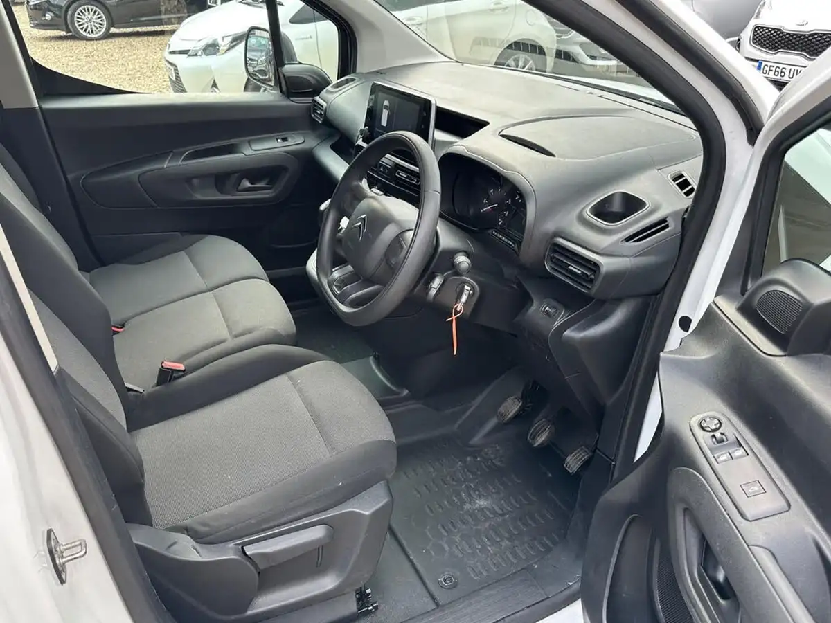 2020-citroen-berlingo-15bluehdi-650-enterprise-ss-big-8