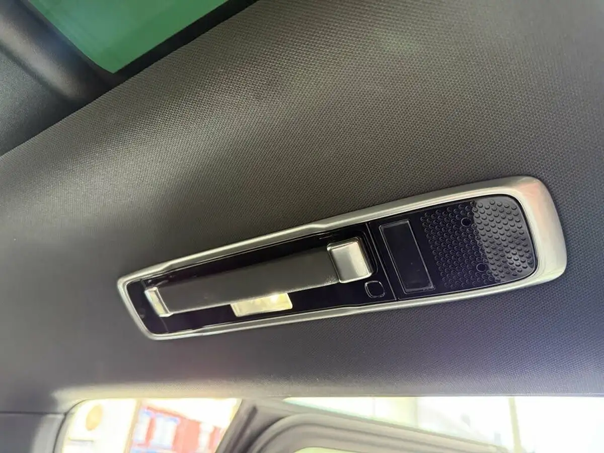 2022-land-rover-range-rover-30-d350-hse-big-18