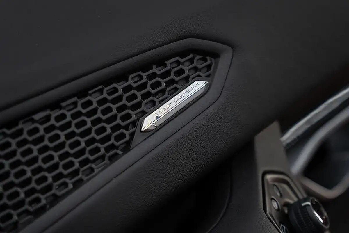 2019-lamborghini-huracan-52-evo-coupe-big-17