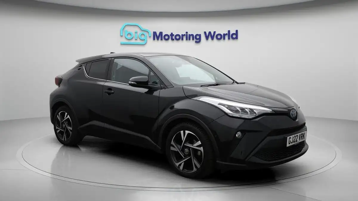 2022-toyota-c-hr-20-vvt-i-design-big-1