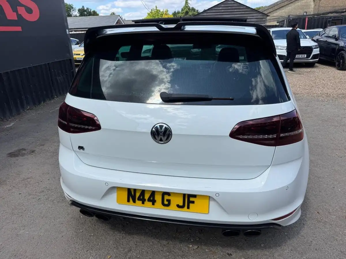 2014-volkswagen-golf-20-tsi-r-bmtss-3d-dsg-big-6