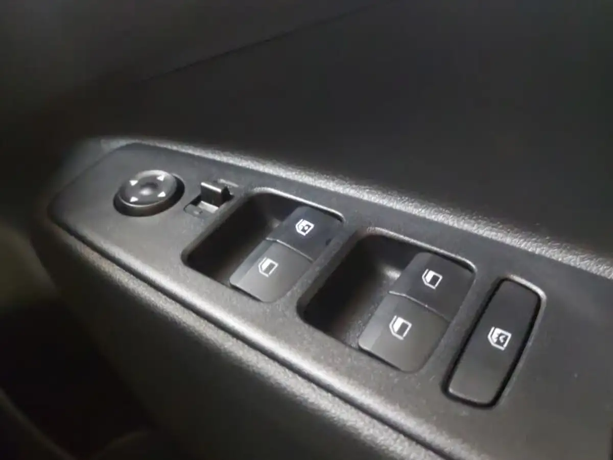 2024-hyundai-i10-10-advance-63ps-auto-big-18