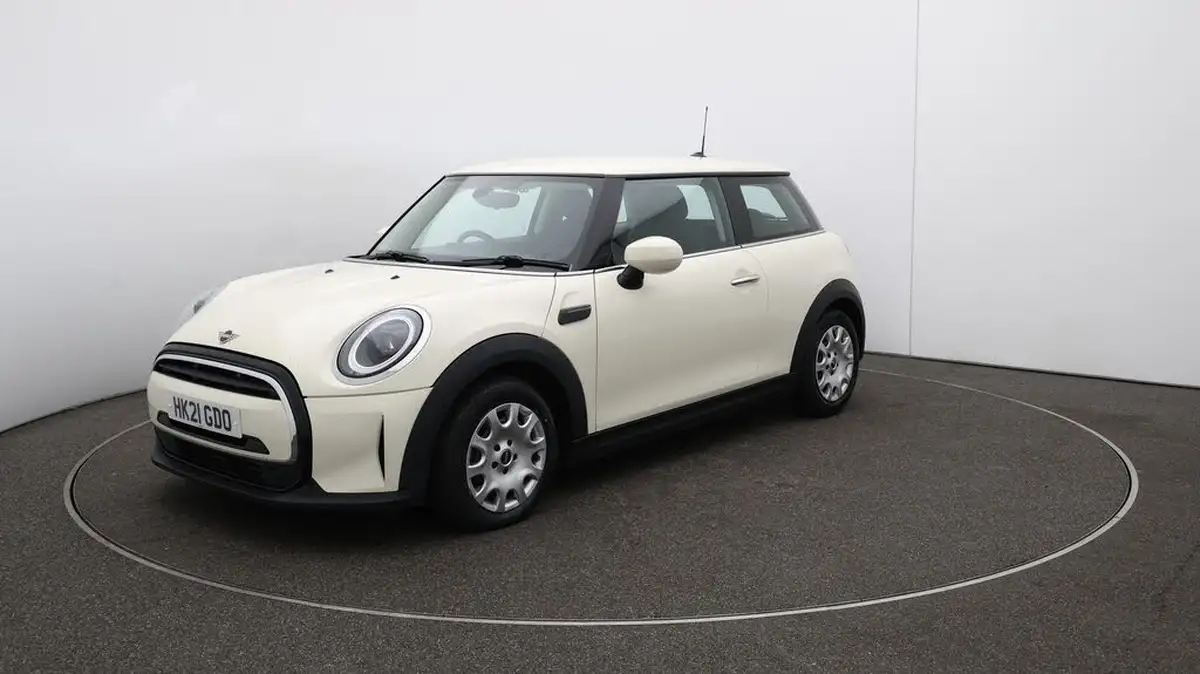 2021-mini-cooper-15-one-classic-3d-big-67