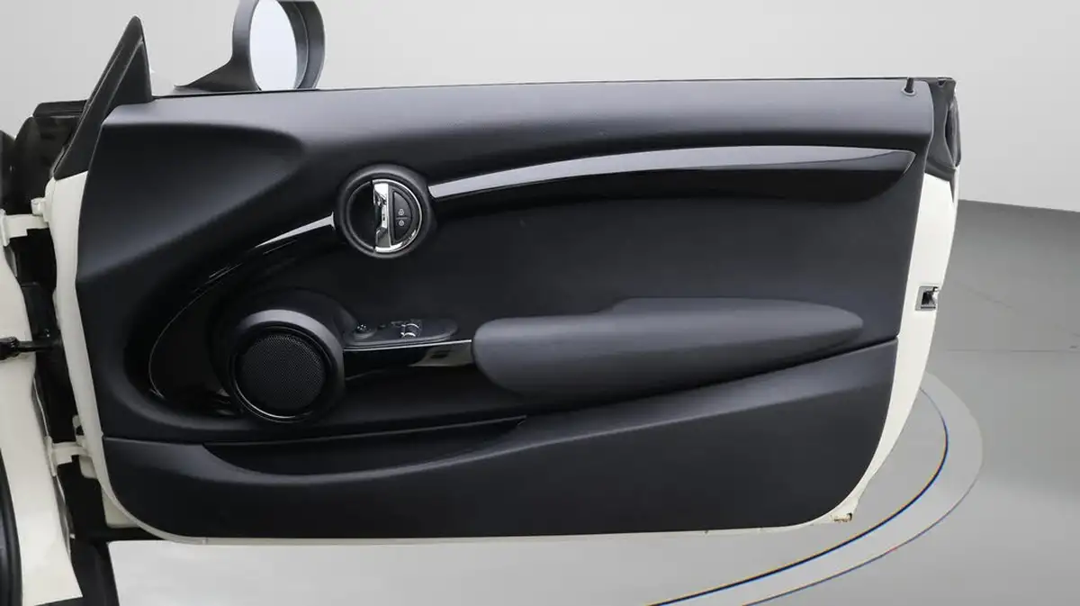 2021-mini-cooper-15-one-classic-3d-big-15