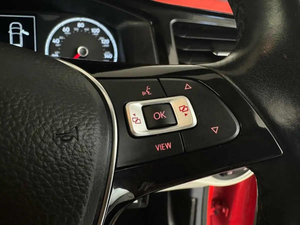 2020-volkswagen-polo-10-beats-80ps-big-15