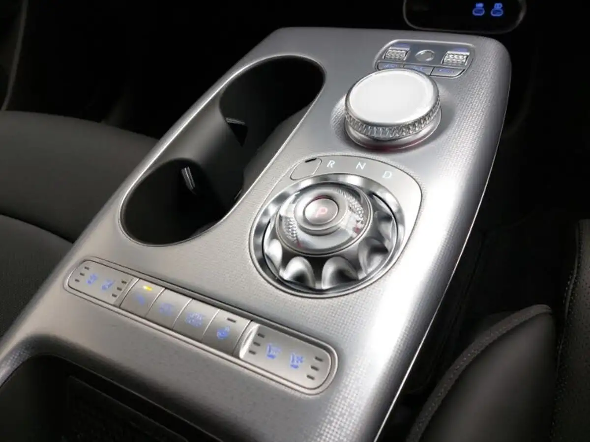 2025-genesis-gv60-e-premium-229ps-big-16