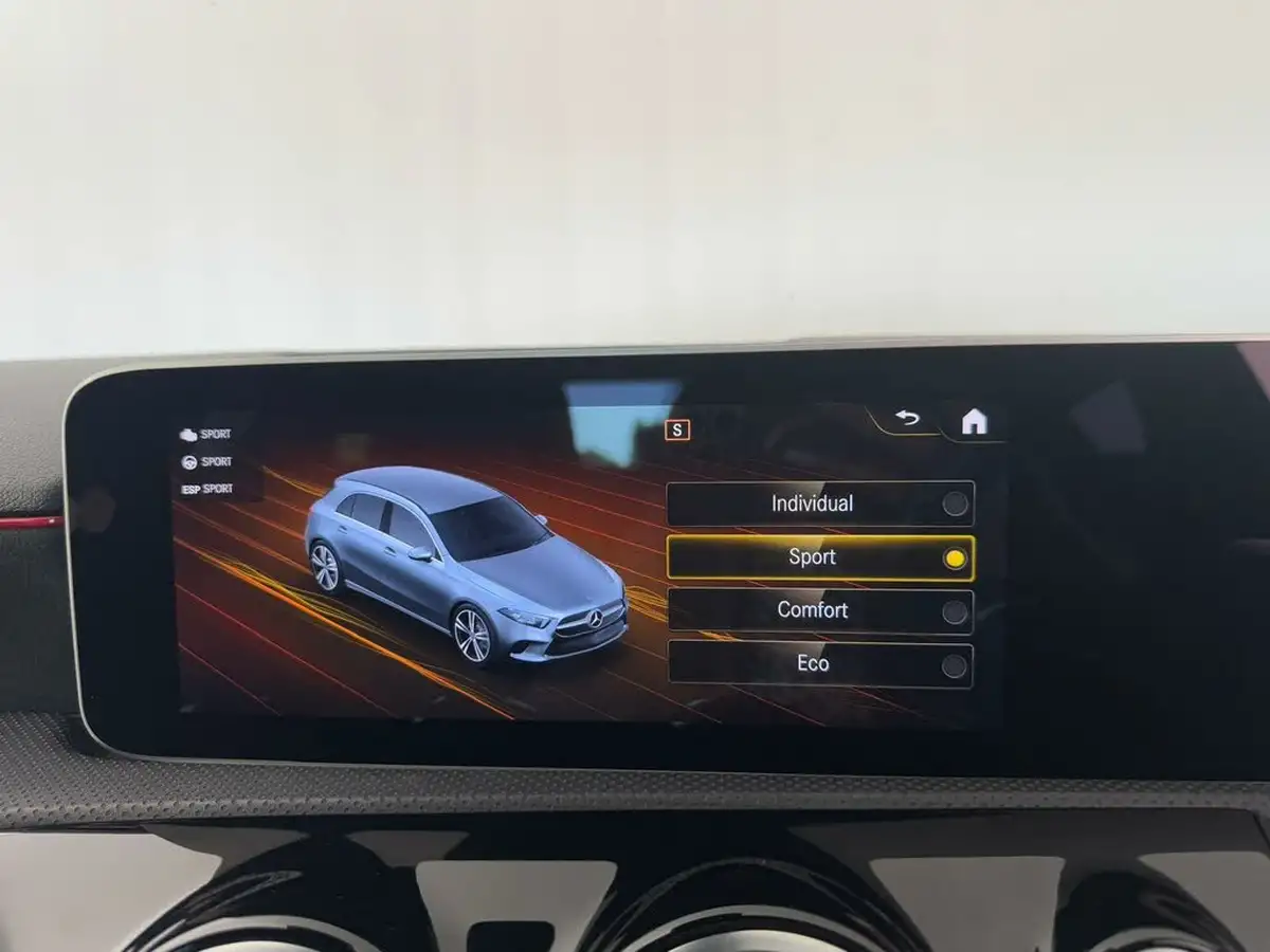 2020-mercedes-benz-a-class-13-a180-amg-line-executive-hatchback-5d-7g-dct-big-48
