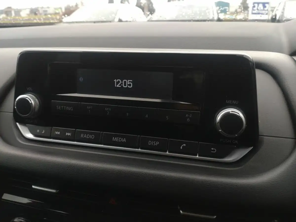 2021-nissan-qashqai-13-dig-t-visia-big-16