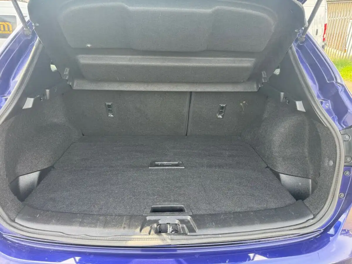 2015-nissan-qashqai-15dci-acenta-smart-vision-pack-big-10
