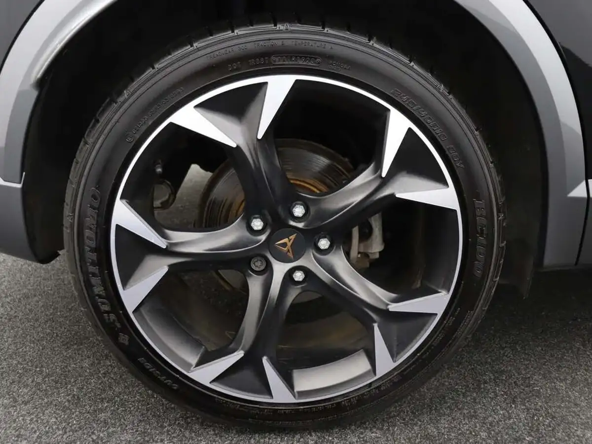 2021-cupra-formentor-14-e-hybrid-v2-big-6