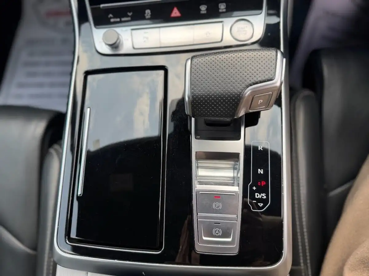 2019-audi-q8-30-50-tdi-s-line-big-16