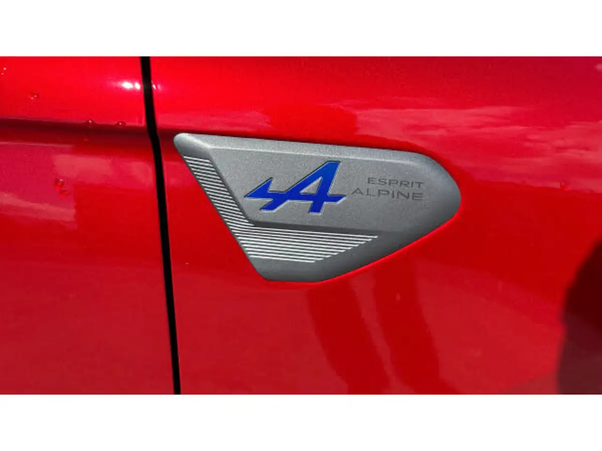 2025-renault-clio-16-esprit-alpine-big-31