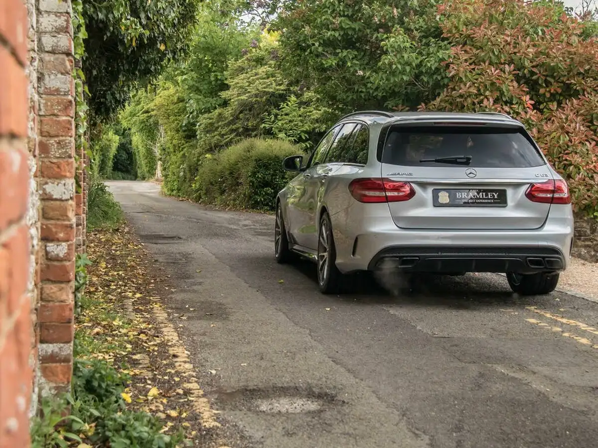 2018-mercedes-benz-c-class-40-c63-amg-premiumss-estate-5d-speedshift-mct-big-10